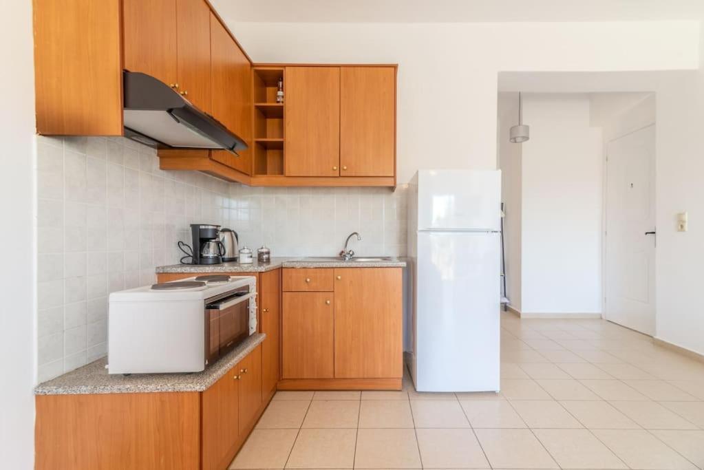 Urban Apt Next University 9 Ираклио Екстериор снимка