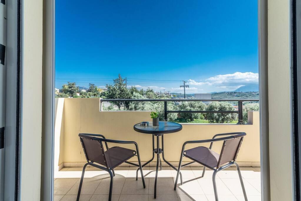 Urban Apt Next University 9 Ираклио Екстериор снимка